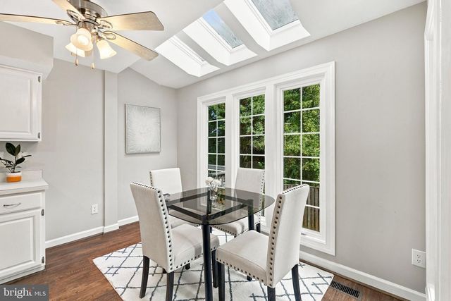 13946 WATERFLOW PL, Centreville, VA 20121
