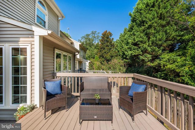 13946 WATERFLOW PL, Centreville, VA 20121