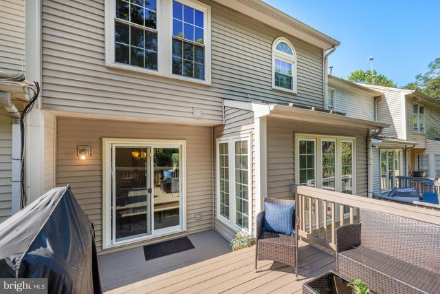13946 WATERFLOW PL, Centreville, VA 20121