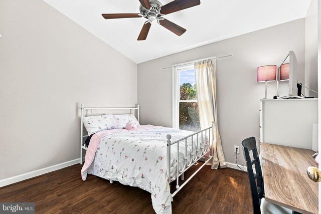 13946 WATERFLOW PL, Centreville, VA 20121