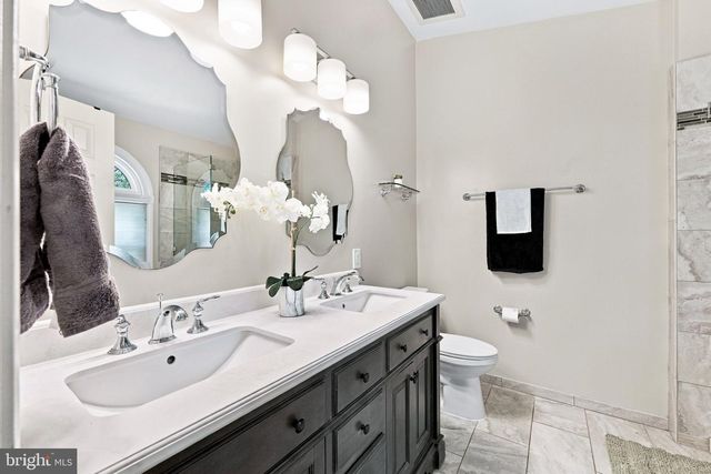 13946 WATERFLOW PL, Centreville, VA 20121