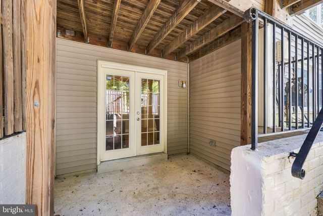 13946 WATERFLOW PL, Centreville, VA 20121