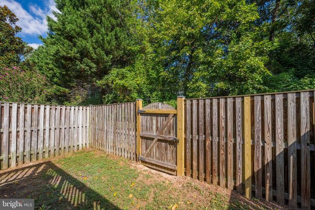 13946 WATERFLOW PL, Centreville, VA 20121