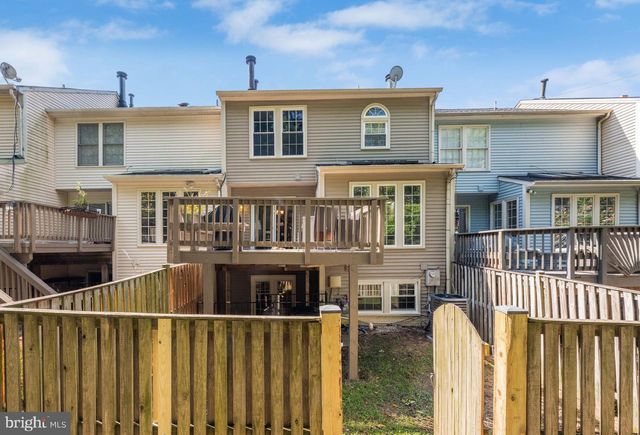 13946 WATERFLOW PL, Centreville, VA 20121