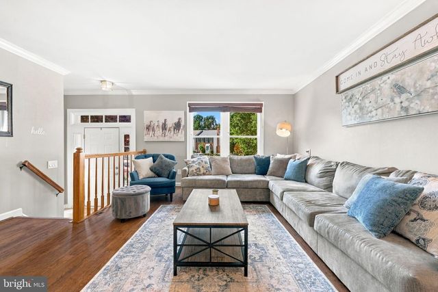 13946 WATERFLOW PL, Centreville, VA 20121