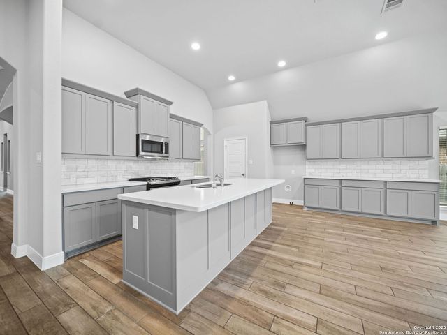 9106 WARP DR, San Antonio, TX 78254