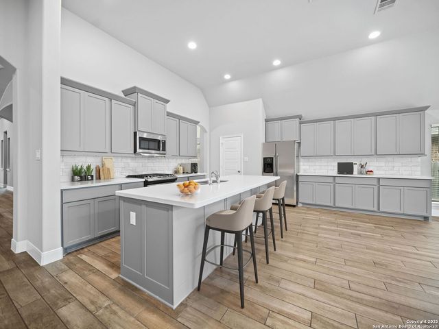 9106 WARP DR, San Antonio, TX 78254