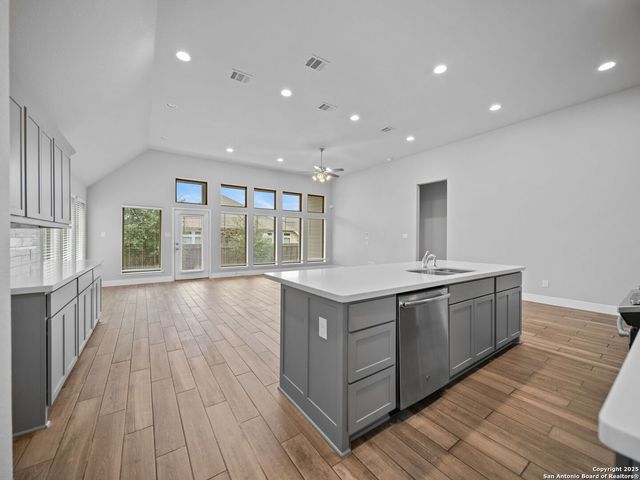 9106 WARP DR, San Antonio, TX 78254