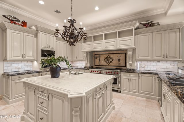 6636 N LOST DUTCHMAN Drive, Paradise Valley, AZ 85253