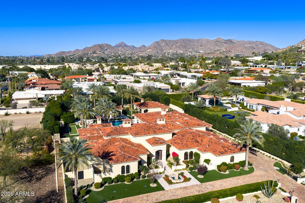 6636 N LOST DUTCHMAN Drive, Paradise Valley, AZ 85253 — exterior