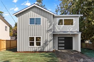9735 Evanston Avenue N, Seattle, WA 98103