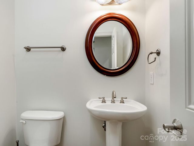 2416 Chesterfield Avenue, Charlotte, NC 28205