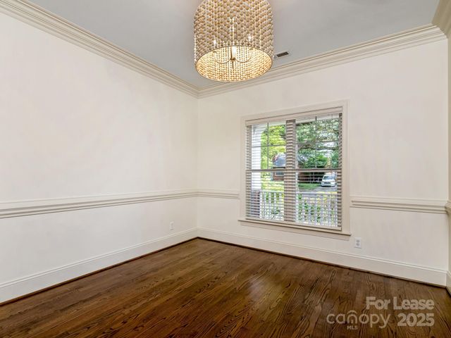 2416 Chesterfield Avenue, Charlotte, NC 28205