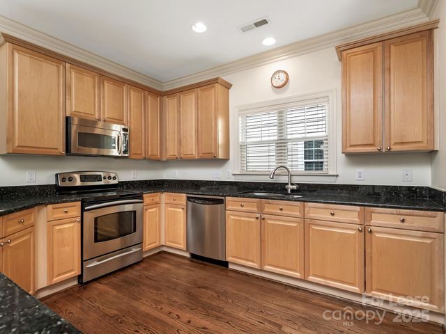 2416 Chesterfield Avenue, Charlotte, NC 28205