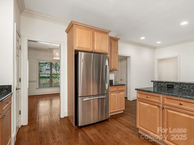 2416 Chesterfield Avenue, Charlotte, NC 28205