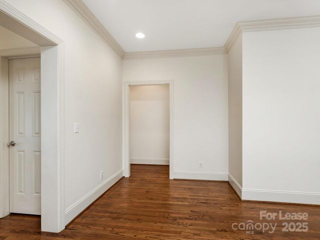 2416 Chesterfield Avenue, Charlotte, NC 28205