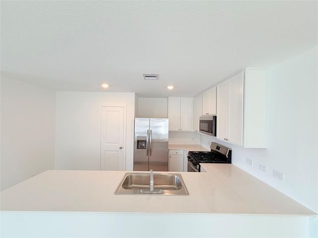 9311 Speckled Trout Dr, Baytown, TX 77521