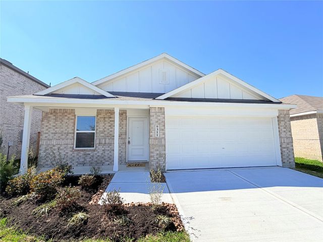9311 Speckled Trout Dr, Baytown, TX 77521