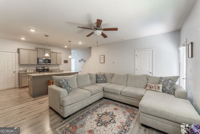 3631 Abbey Way, Gainesville, GA 30507