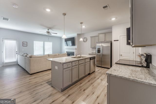 3631 Abbey Way, Gainesville, GA 30507