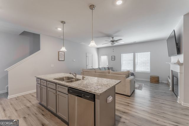 3631 Abbey Way, Gainesville, GA 30507