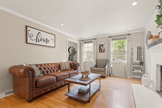 9 Highland, Stoughton, MA 02072