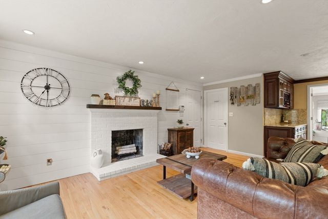 9 Highland, Stoughton, MA 02072