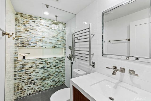 518 Marigold Avenue, Corona Del Mar, CA 92625