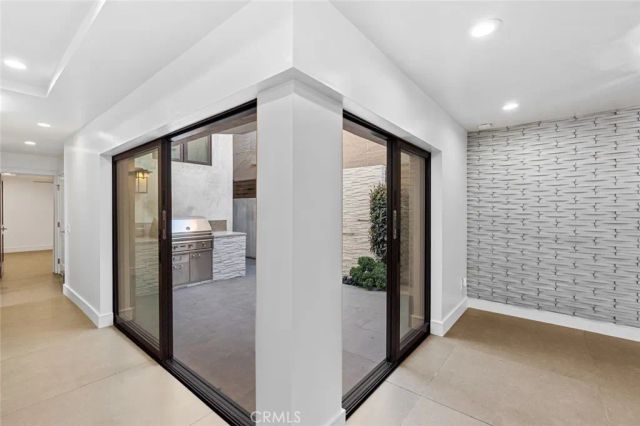 518 Marigold Avenue, Corona Del Mar, CA 92625