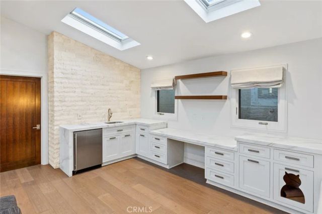 518 Marigold Avenue, Corona Del Mar, CA 92625