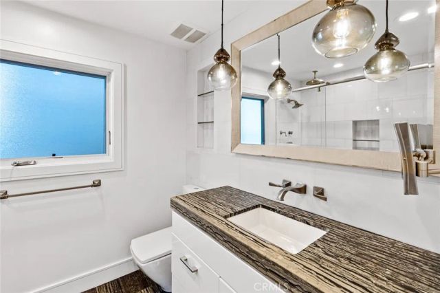 518 Marigold Avenue, Corona Del Mar, CA 92625