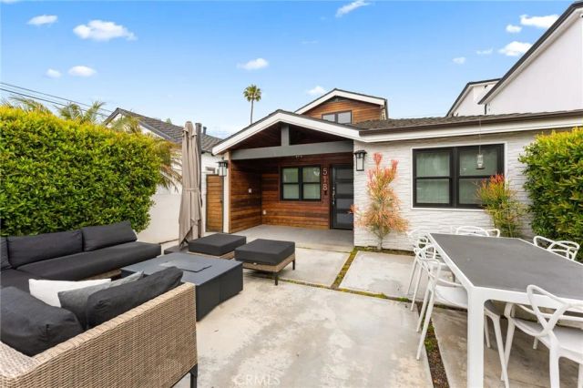 518 Marigold Avenue, Corona Del Mar, CA 92625