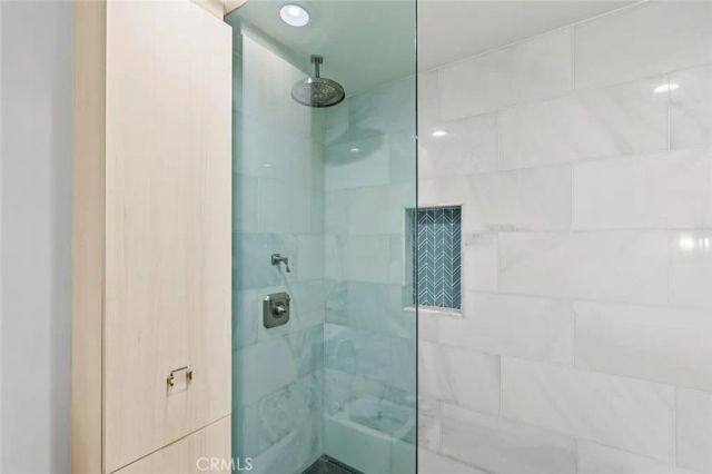 518 Marigold Avenue, Corona Del Mar, CA 92625