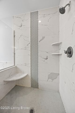 1508 Lincoln Hill Way, Louisville, KY 40245