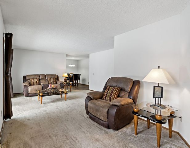 6269 Magda Drive A, Maple Grove, MN 55369