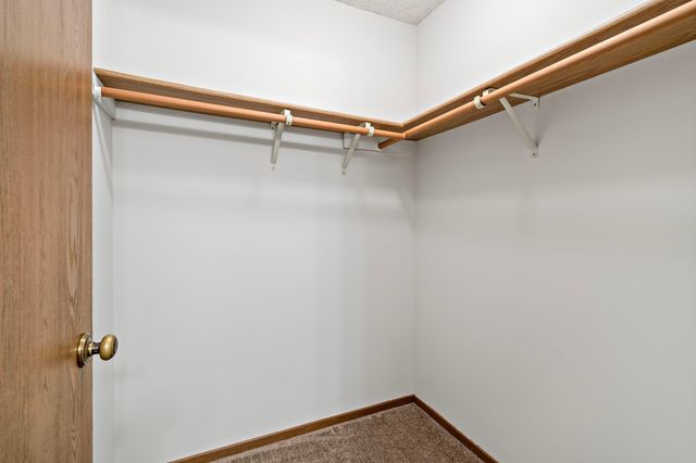 6269 Magda Drive A, Maple Grove, MN 55369