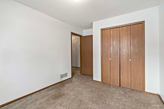 6269 Magda Drive A, Maple Grove, MN 55369