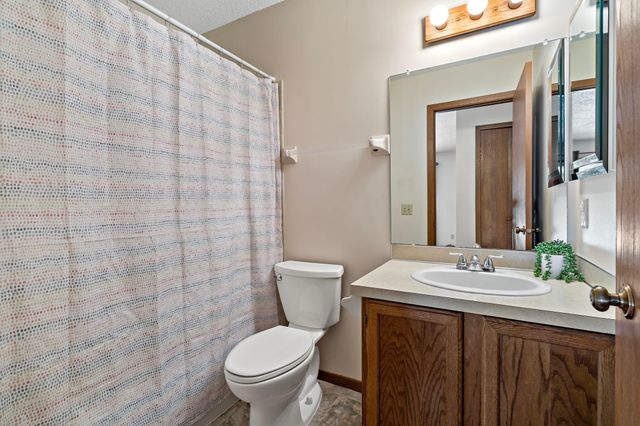 6269 Magda Drive A, Maple Grove, MN 55369