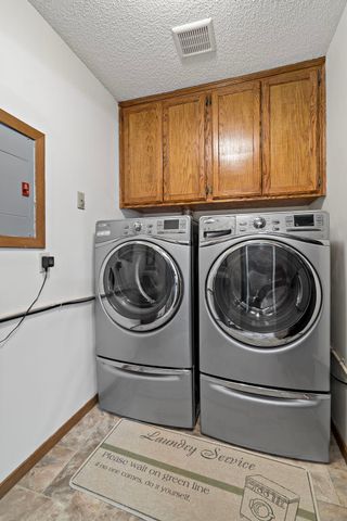 6269 Magda Drive A, Maple Grove, MN 55369