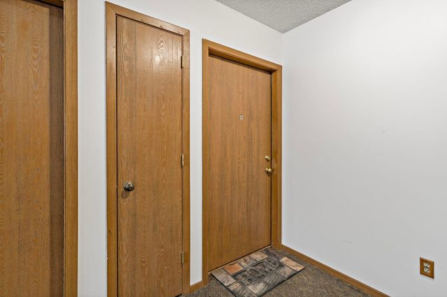 6269 Magda Drive A, Maple Grove, MN 55369