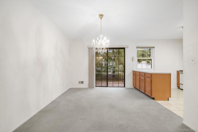 422 Somerset Drive B, Pearl River, NY 10965