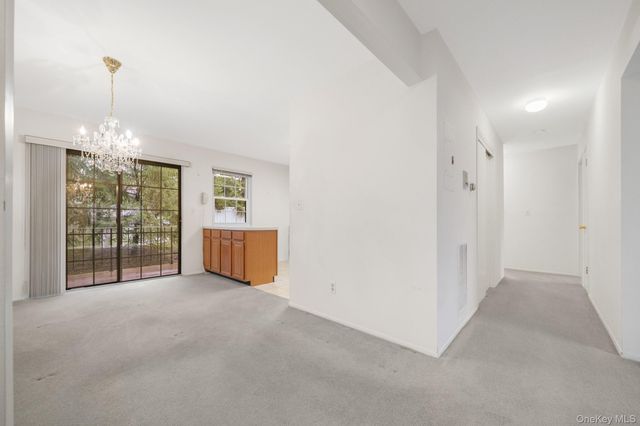 422 Somerset Drive B, Pearl River, NY 10965