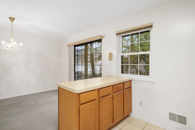 422 Somerset Drive B, Pearl River, NY 10965