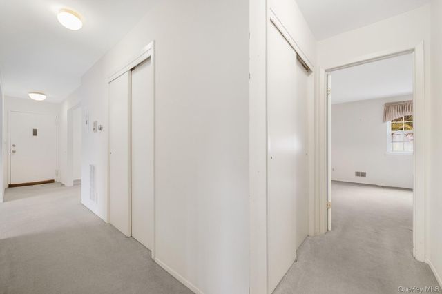 422 Somerset Drive B, Pearl River, NY 10965