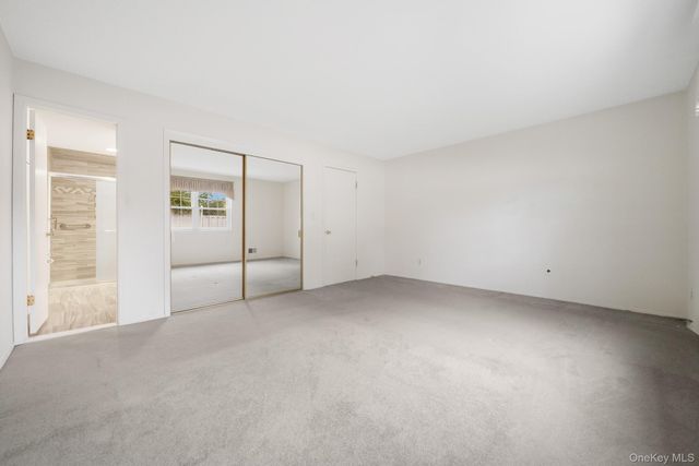 422 Somerset Drive B, Pearl River, NY 10965