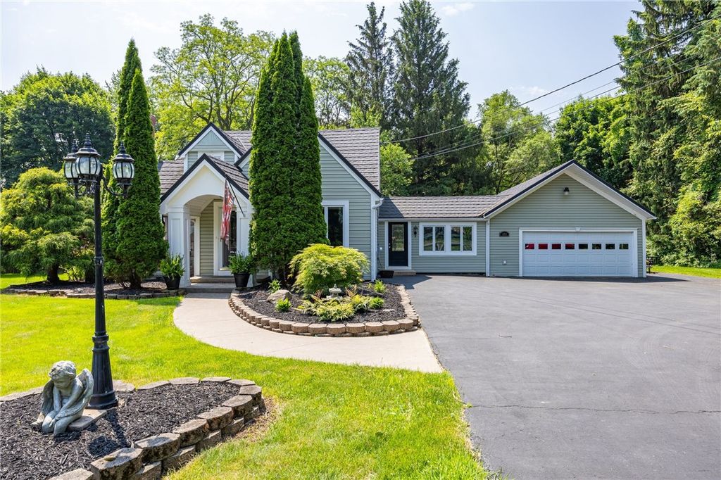 223 Mill Road, Greece, NY 14626