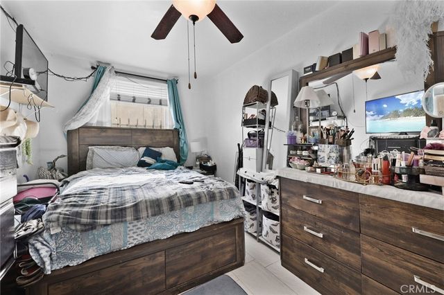 2111 E 118th Street, Los Angeles, CA 90059