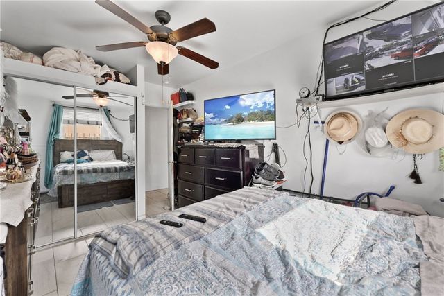 2111 E 118th Street, Los Angeles, CA 90059