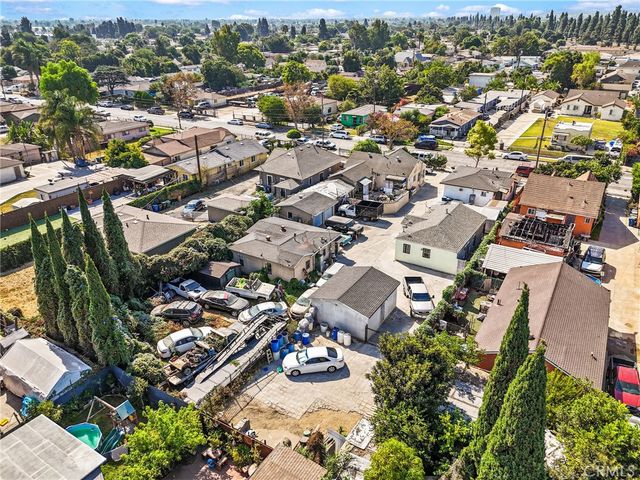 2111 E 118th Street, Los Angeles, CA 90059