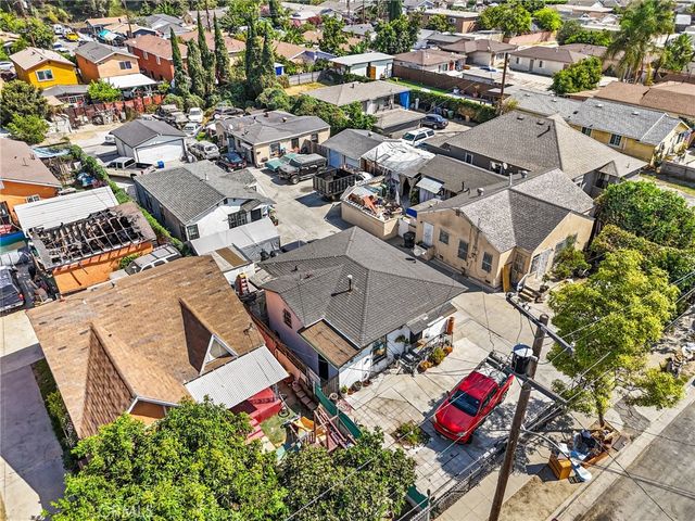 2111 E 118th Street, Los Angeles, CA 90059